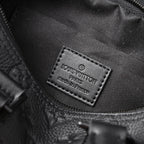 Louis Vuitton Keepall Bandoulière 50 – Monogram Shadow Black Leather